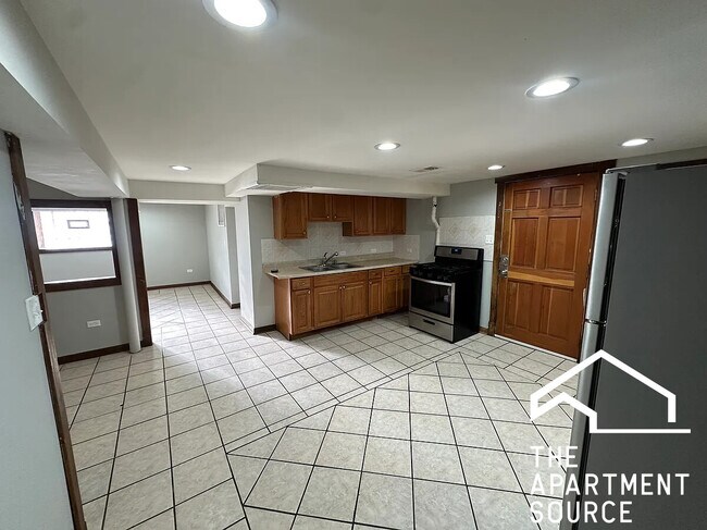 Photo - 4402 W Belden Ave