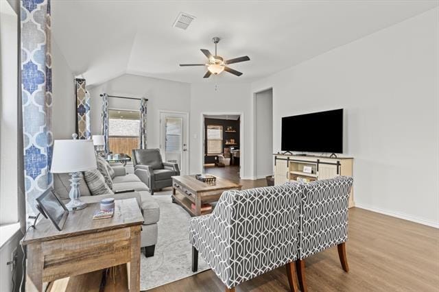 Photo - 1916 Barnhill Ln
