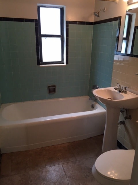 Photo - 2 Bed 1 Bath Home | Carport | Pet Friendly with Fenced Yard | Washer Dryer Hook Ups | Section 8 W...