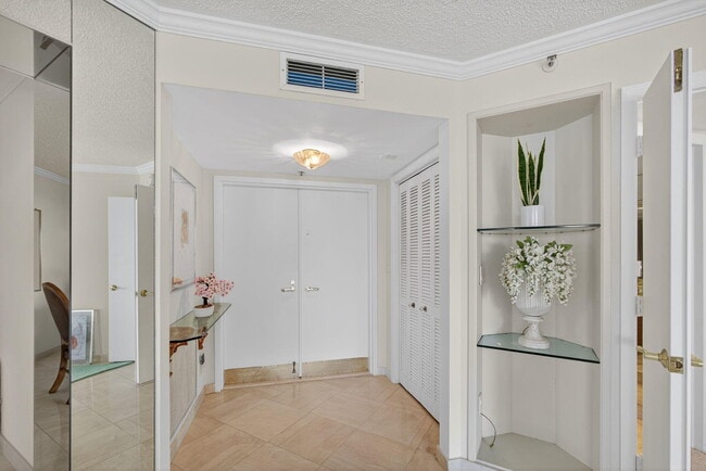 Photo - 5200 N Ocean Dr Unit 404