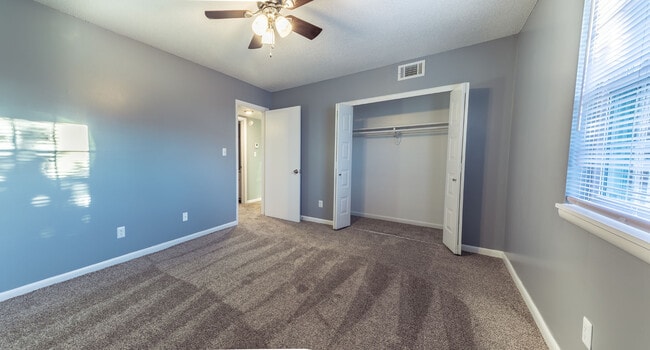 Indian Hills Apartment Homes