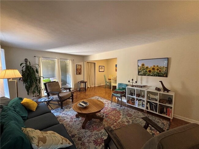Building Photo - 3105 Colonial Way Unit C Rental