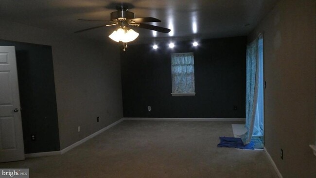 Photo - 8515 Preakness Pl