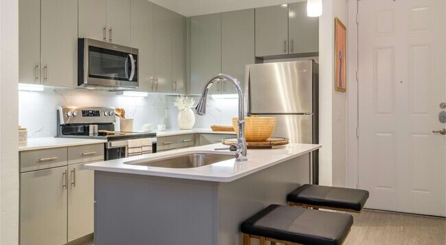 Photo - 7402 Lake Ridge Pkwy Unit 1416