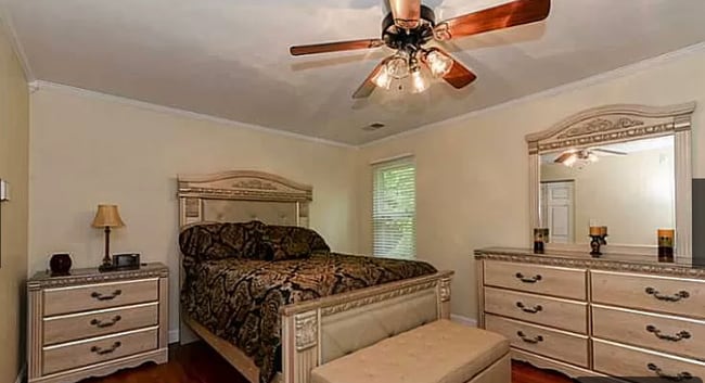 Photo - 7 Willow Breeze Ct