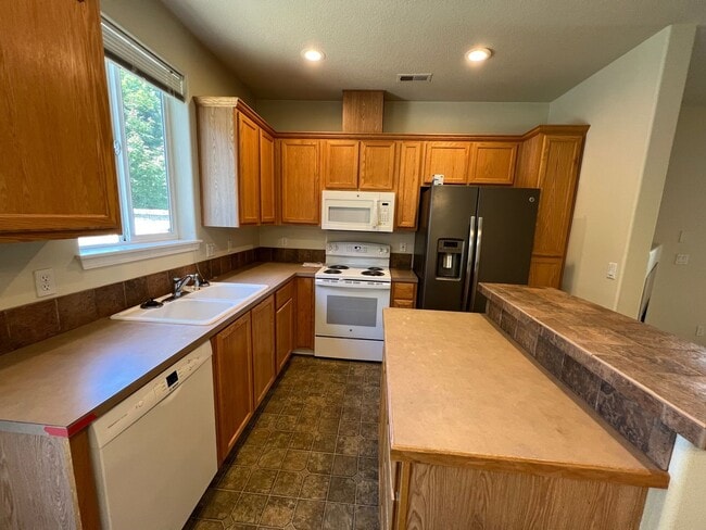 Photo - 18661 SW 93rd Terrace