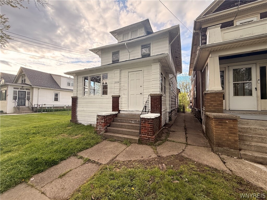 Photo - 2020 Forest Ave