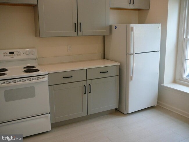 Photo - 8607 Dellway Ln