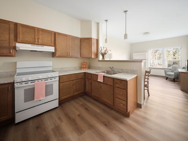 Photo - 160 Stroudwater St Unit 205