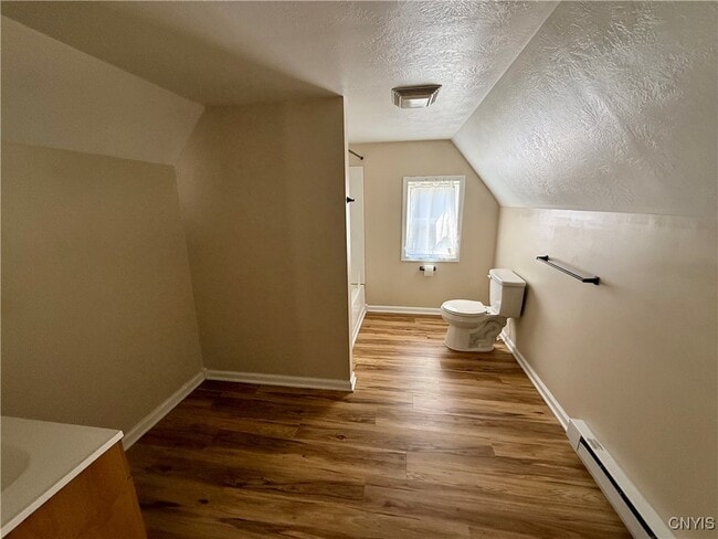 Photo - 222 Academy St