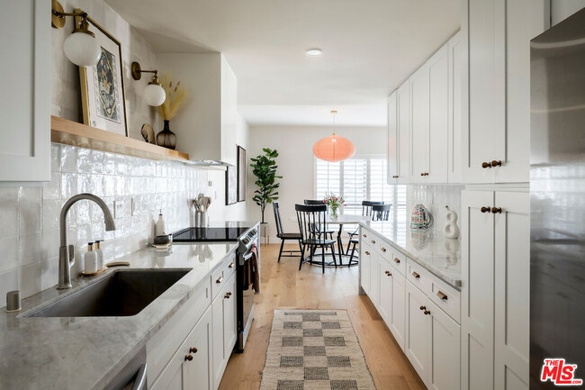 Photo - 651 Wilcox Ave Unit 3C