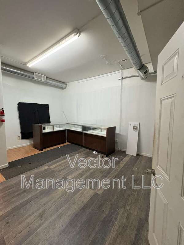 Photo - 1158 Dixwell Ave