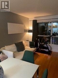 Photo - 21 Hillcrest Ave Unit 1405