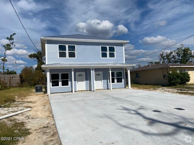 Building Photo - 6321 Chipewa St Rental