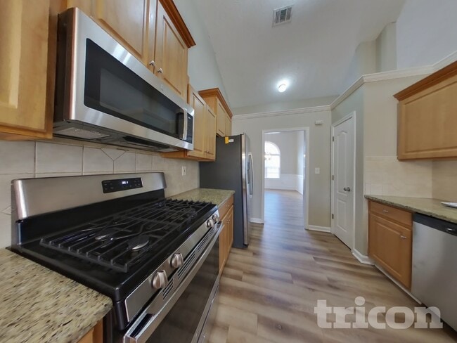 Photo - 200 Pebble Brooke Ct