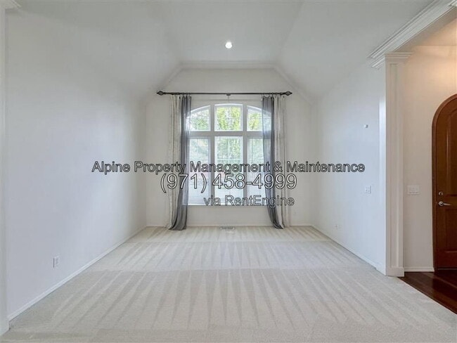 4143 NW Meisner Dr