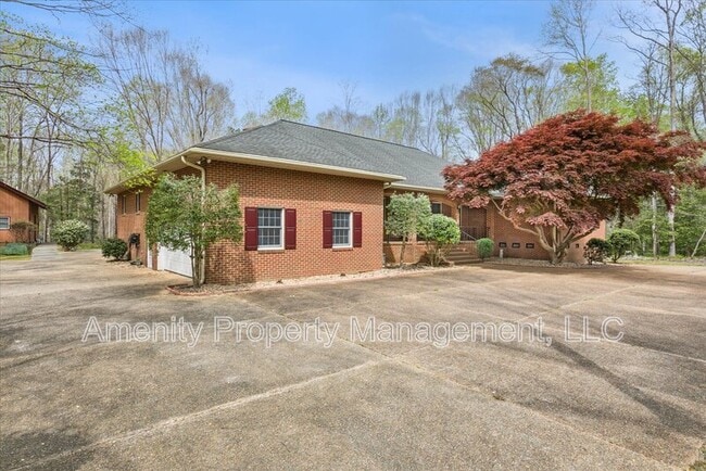 Photo - 5974 Ladysmeade Ln