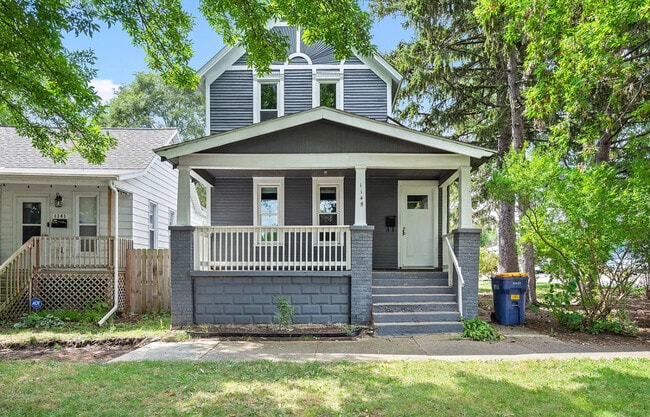 Photo - 1145 Lincoln Ave NW