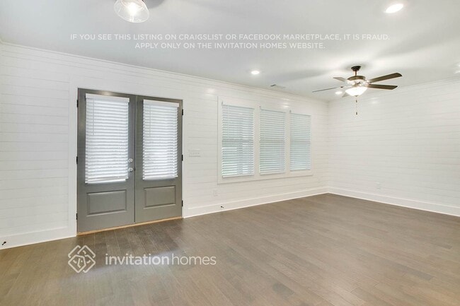 Photo - 854 Dodge St S E