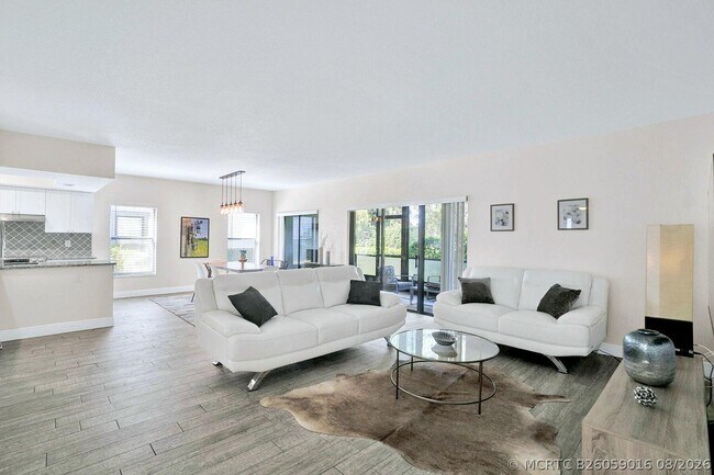 Building Photo - 11311 Pond View Dr Unit C101