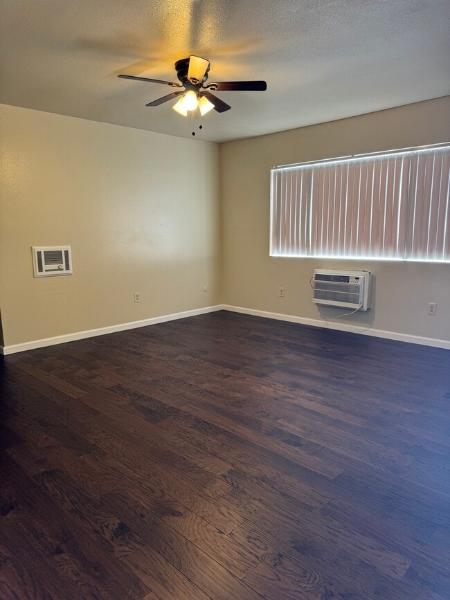 Photo - 3707 Hilltop Dr Unidad 1