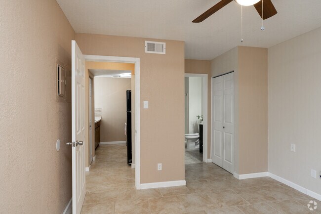 1BR, 1BA - 680SF
