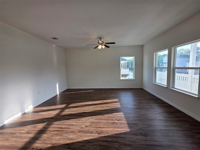 Photo - 6119 Lacey Oak Dr