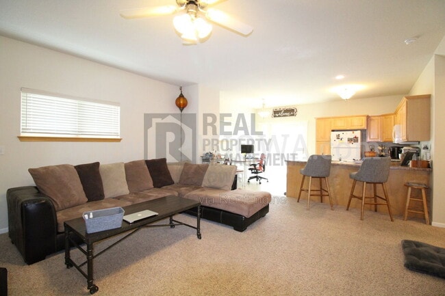 Photo - 1617 SW White Birch Cir