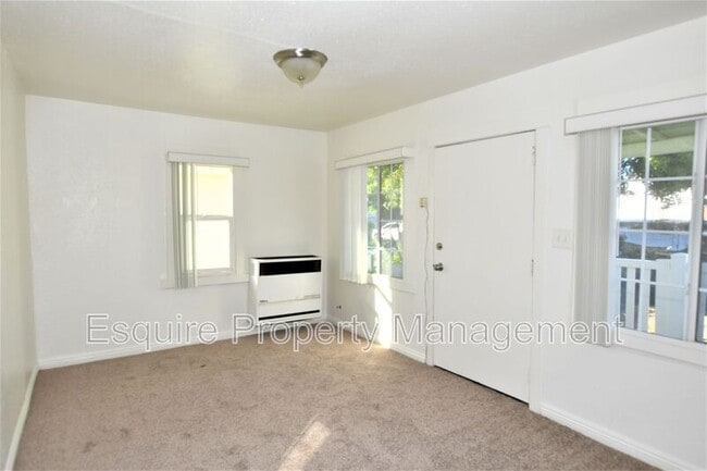 Photo - 129 S 11th St