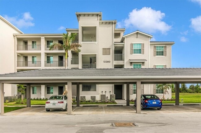 Building Photo - 12280 Wellen Golf St Unit 301 Rental