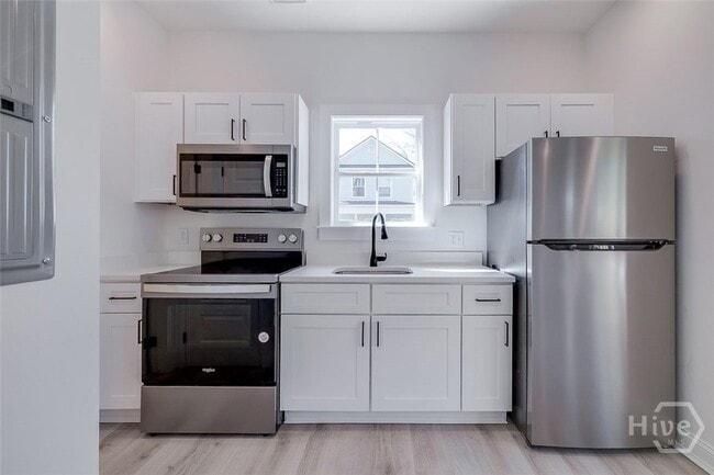 Photo - 1619 Le Grand St