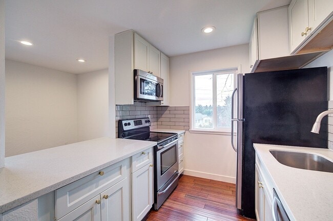 Photo - 2bd/1ba Kirkland Condo Unit G201