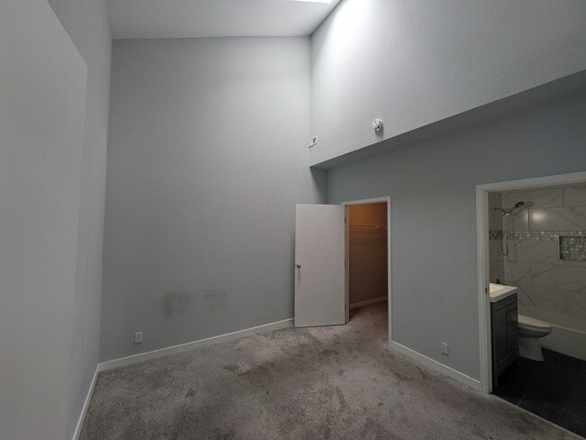 Photo - 837 E 17th Ave Unit 3L