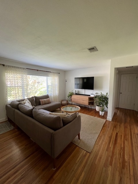 En esta zona dispone de red de fibra óptica para todas sus necesidades de streaming. - 30 W Par St