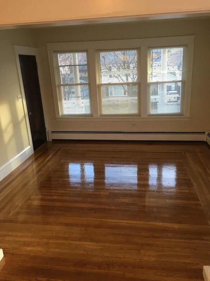 Photo - 116-118 Jastram St Unidad 118 Jastram