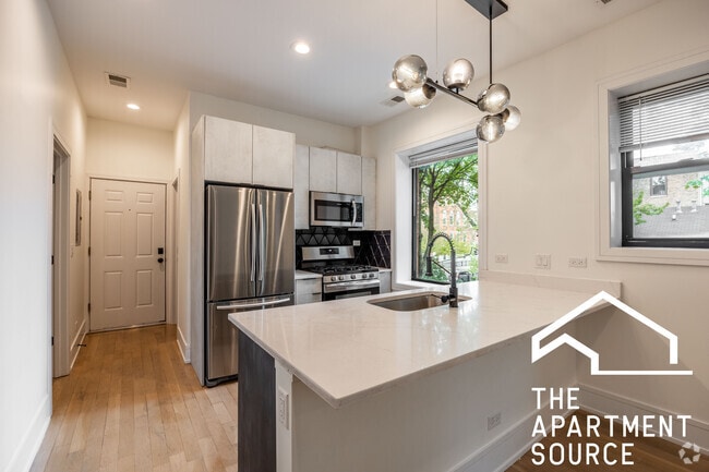 Building Photo - 2553 W Hirsch St Unit 3C Rental
