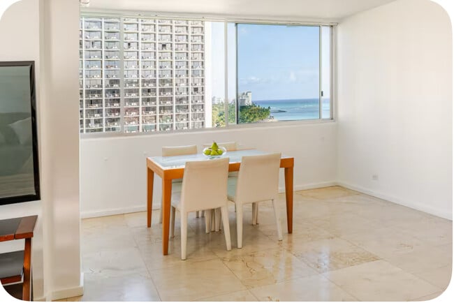Large living room - 2500 Kalakaua Ave Unit 1204