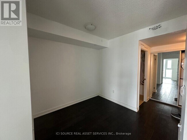 Photo - 50 Wellesley St E Unit 3205