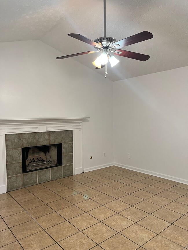 Photo - 5409 Sugarmill Dr
