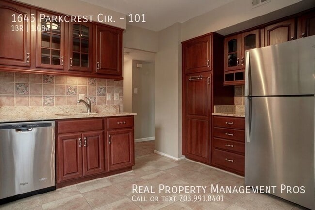 Photo - 1645 Parkcrest Cir Unidad 101