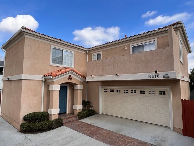 Building Photo - 16510 La Salle Ave Rental