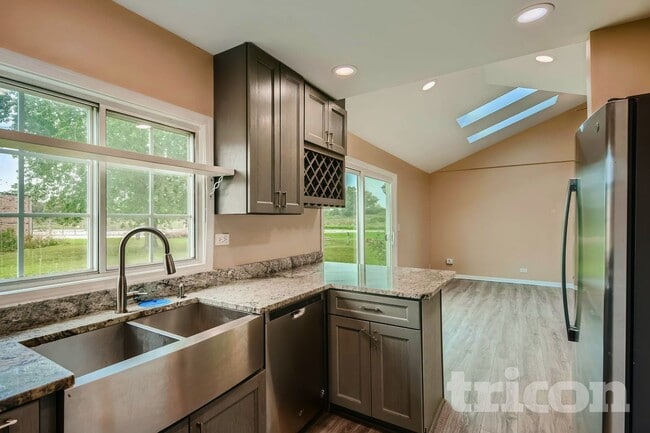 Photo - 3261 Bremerton Ln