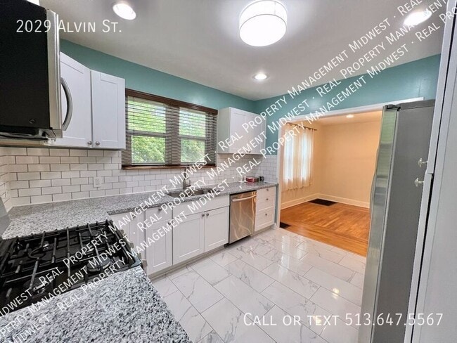 Photo - 2029 Alvin St