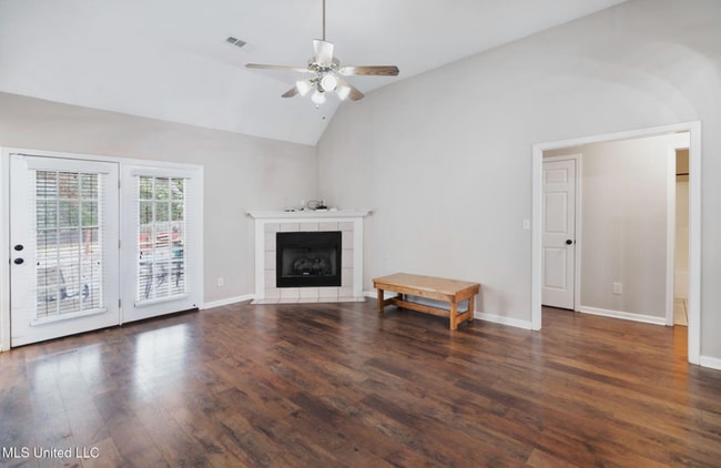 Photo - 1106 Fawn Dr