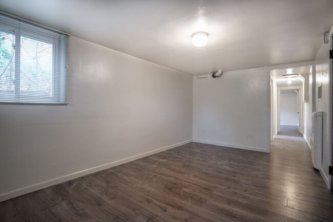 Photo - Spacious 1 bedroom BASEMENT home in the he...