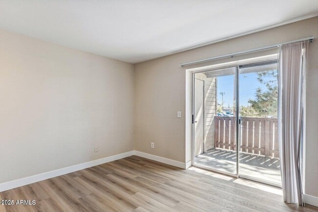 Photo - 200 E Southern Ave Apartamento Unidad 209