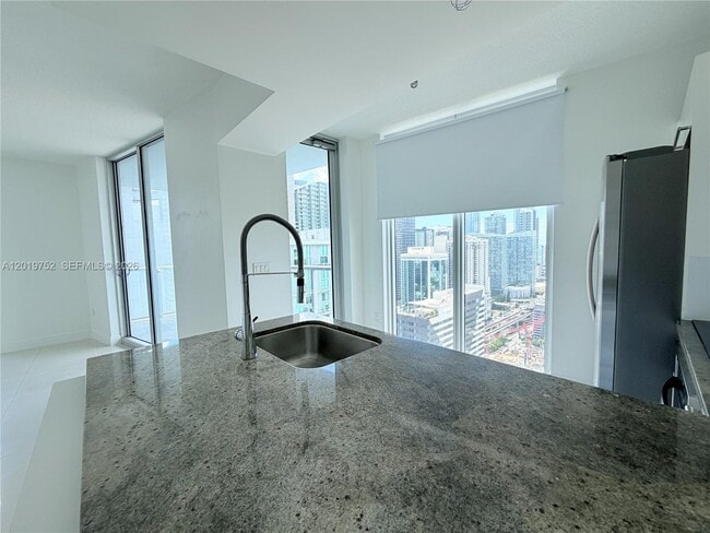 Photo - 185 SW 7th St Unit 3412
