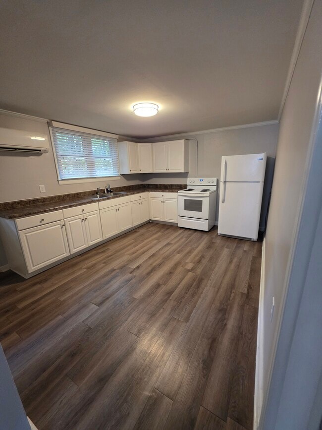 709 Mountain View Ave Unidad 709 Mountain View Avenue
