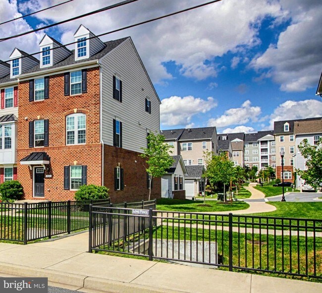 7811 Wormans Mill Rd Townhome Townhome Rental in Frederick MD
