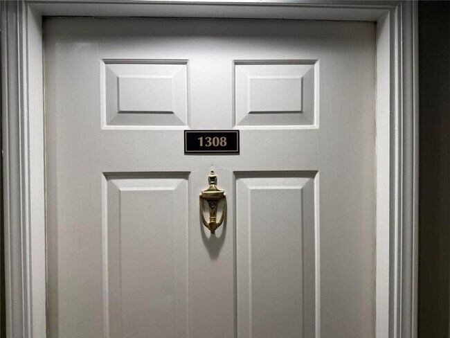 Photo - 1308 Pine Heights Dr NE